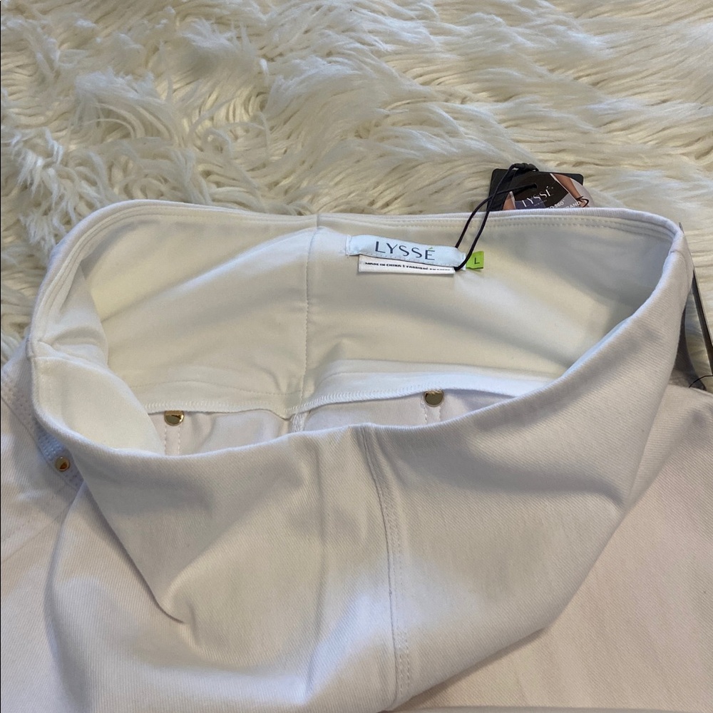Lysse White  Smoothing Waistband Pants size L inseam 27” waist 32” elastic new - Picture 11 of 12